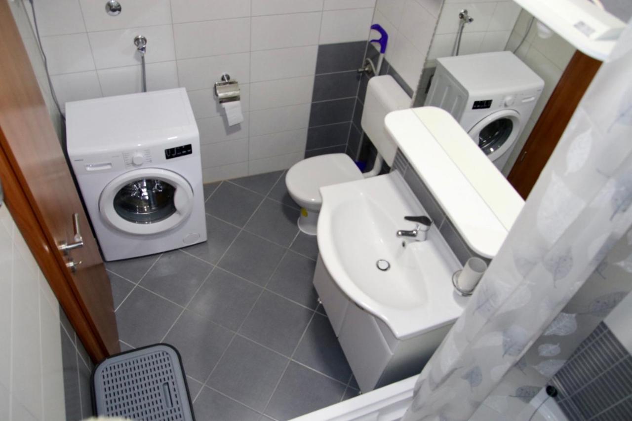 Apartment Pearl-Free Parking Makarska Esterno foto