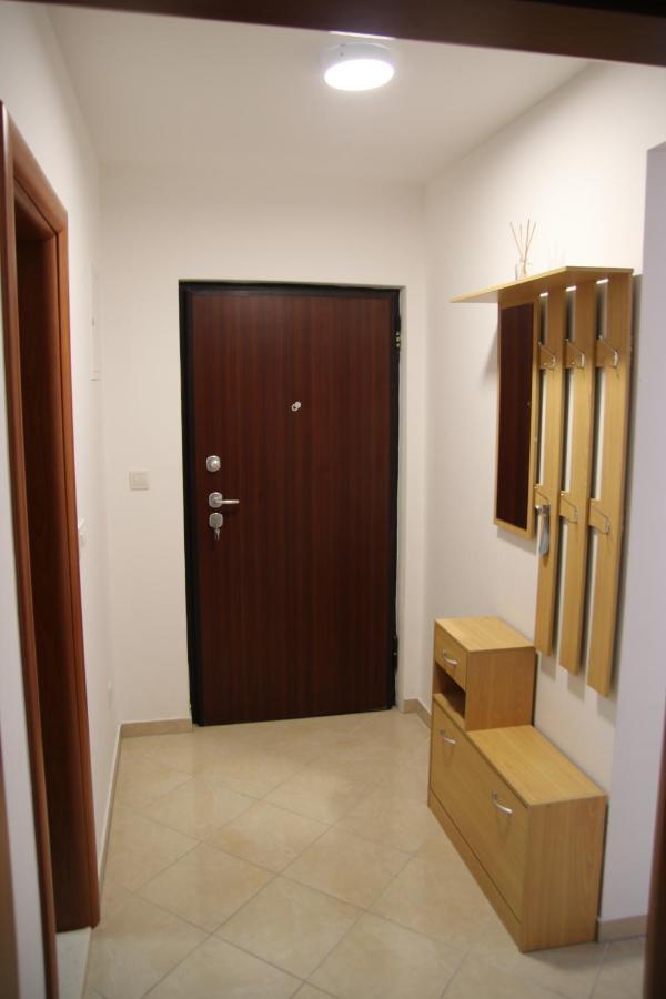 Apartment Pearl-Free Parking Makarska Esterno foto