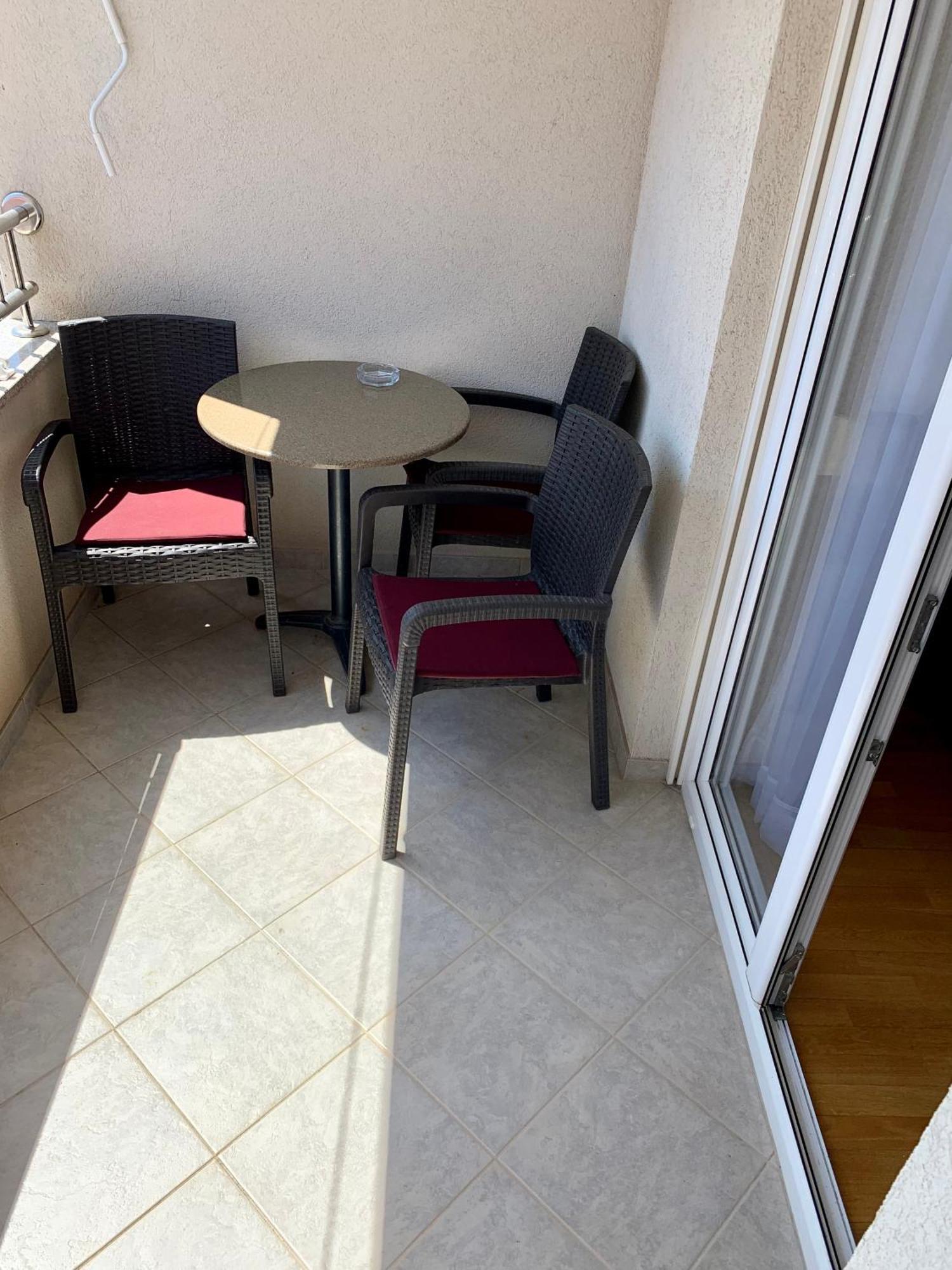 Apartment Pearl-Free Parking Makarska Esterno foto