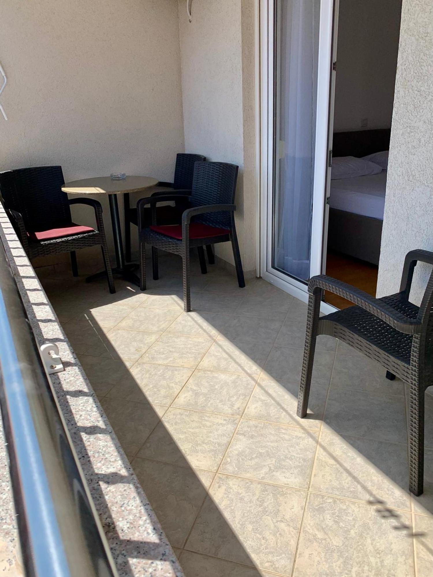 Apartment Pearl-Free Parking Makarska Esterno foto