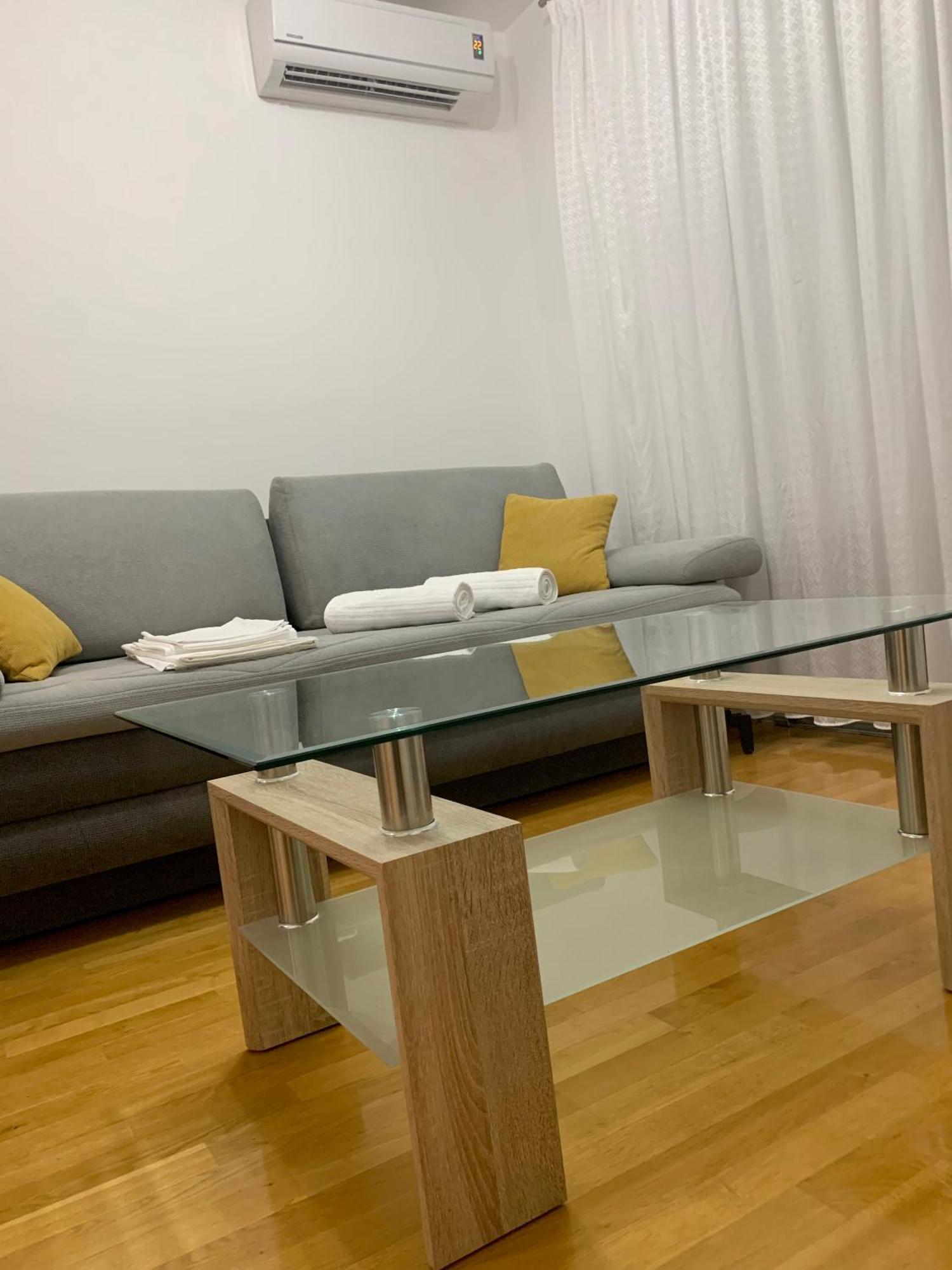 Apartment Pearl-Free Parking Makarska Esterno foto